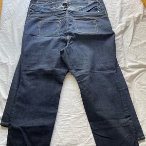 Brand New Torrid Jeans - size 26 - skinny